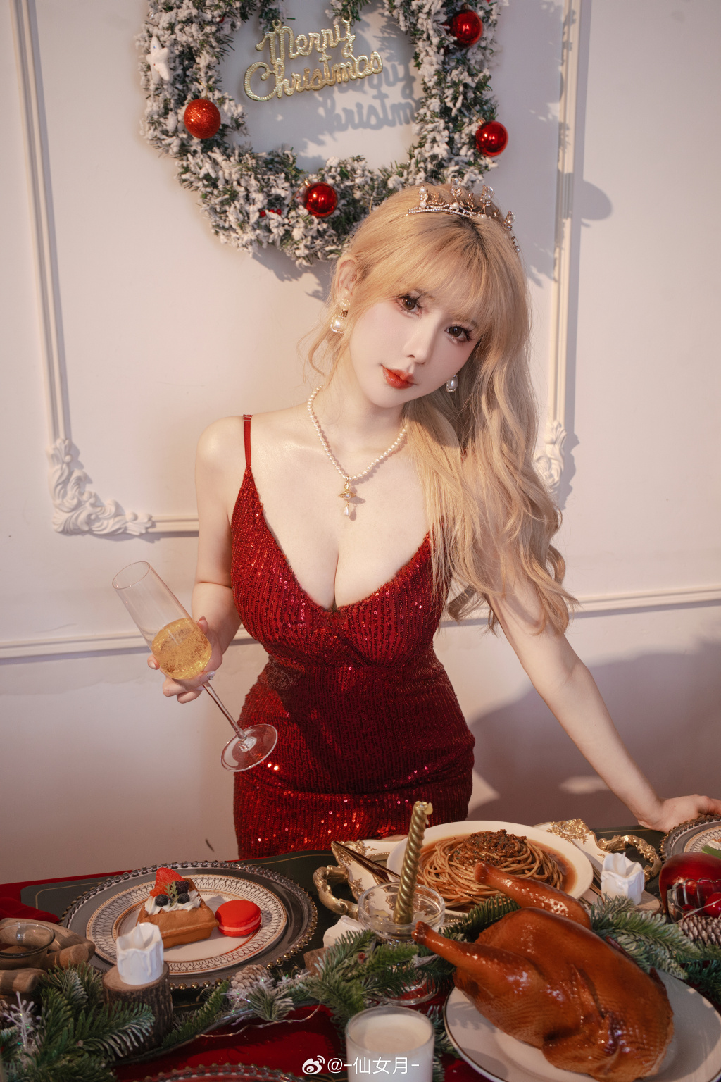 🍷𝑴𝒆𝒓𝒓𝒚 𝑪𝒉𝒓𝒊𝒔𝒕𝒎𝒂𝒔 .🧸 圣诞来杯热红酒吧🍷 少女写真 圣诞节@-仙女月- 摄影-第8张